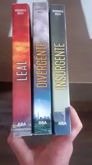 Divergente (INFANTIL Y JUVENIL) (Spanish Edition)