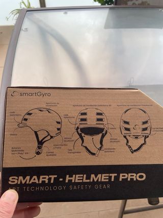 Casco smart gyro con ALTAVOCES y LUZ