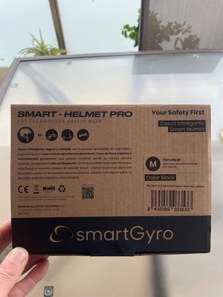 Casco smart gyro con ALTAVOCES y LUZ