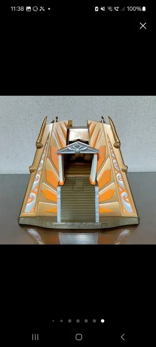 Juguete de construcción incompleto