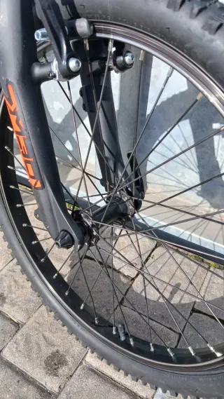 Bicicleta Orbea MX20 Azul. Preciosa.