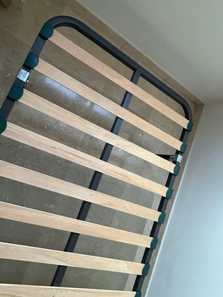 Somier con patas y colchón cama 90