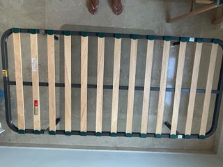 Somier con patas y colchón cama 90