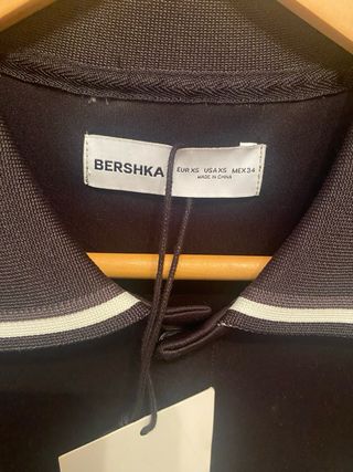 Camiseta Bershka béisbol negra Talla XS