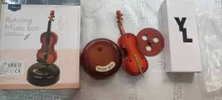 Caja de música giratoria violín Nueva. 5€!!