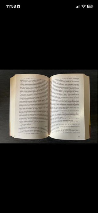 O Bicho-da-Seda (Portuguese Edition)