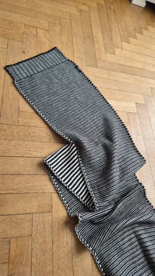 Sciarpa Tezenis a righe bianche e nere