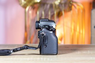 Canon EOS M5 - Corpo Macchina Ottima