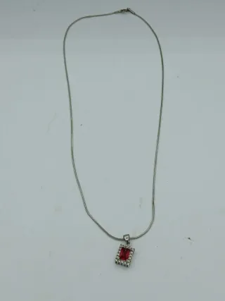 Collana argento con ciondolo rosso classico