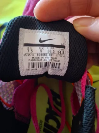 Bambas pista atletismo Nike con clavos