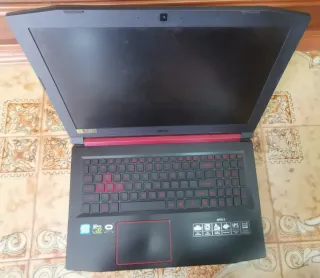 Portátil Gaming Acer Nitro 5 Negro/Rojo