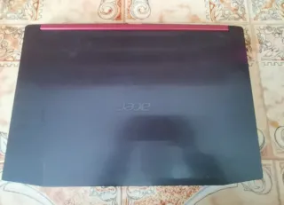 Portátil Gaming Acer Nitro 5 Negro/Rojo