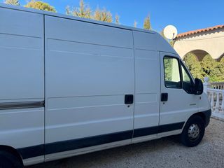 Furgoneta citroen jumper 2.2 hdi solo 120000 kms