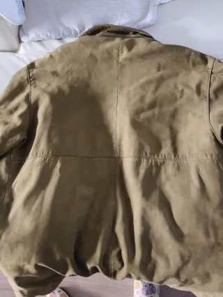 Chaqueta de piel  nobuck verde oliva