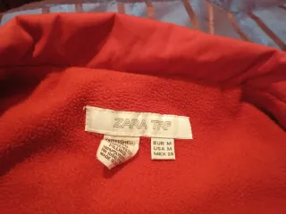 Chaqueta impermeable roja Talla S