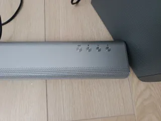 Barra de sonido gris