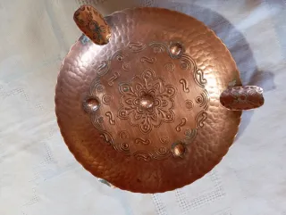 Cenicero de cobre martillado