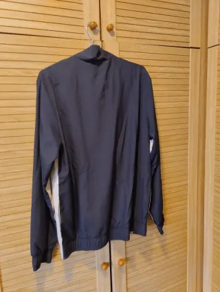 Chaqueta y pantalón Puma Negra y Beige