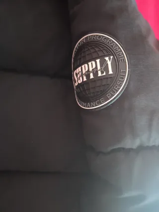 Chaqueta Supply & Demand Negra Talla L