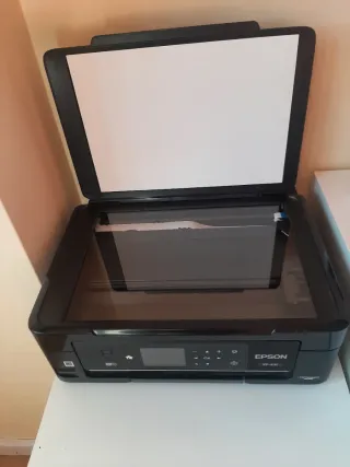 Stampante Epson XP-432 con WiFi e scanner - Tutto incluso