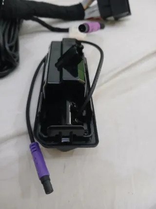 Cámara trasera coche con conectores