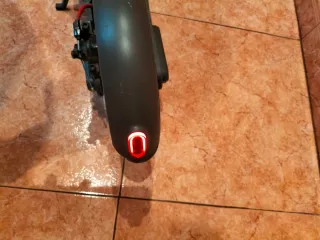 Patinete Eléctrico Xiaomi ruedas macizas