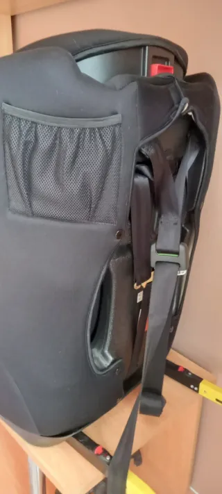 Silla de auto PLAY con Isofix