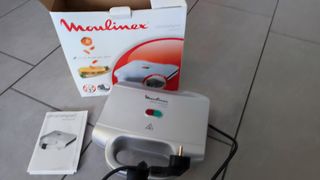 Piastra per Sandwich Moulinex SM156140