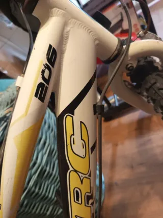 Bicicleta Conor WRC Blanca