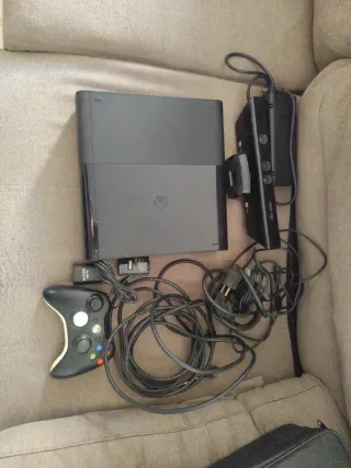 Xbox 360 Negro Completo con Kinect