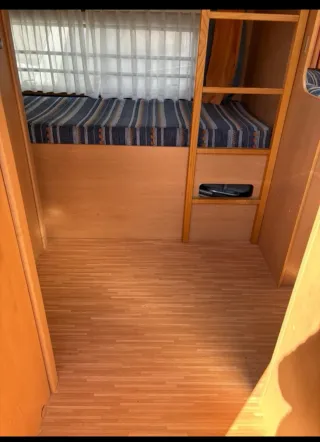 Caravana Knaus Sudwind 550