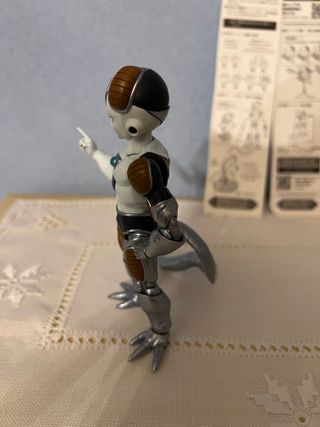 Bandai Dragon Ball S.H. (SH) Figuarts Mecha Frieza