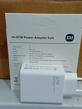 Cargador Xiaomi 67W con Cable Carga Rápida