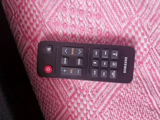 Barra de Sonido Samsung T400 Bluetooth Negra