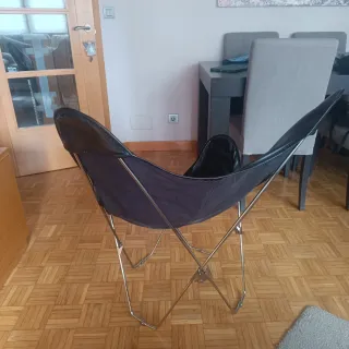 Silla Mariposa Cuero y Metal Negra