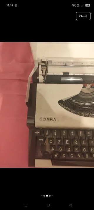 Macchina da scrivere Olympia