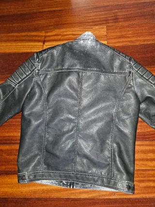 Chaqueta Piel Sintética Negra/Gris