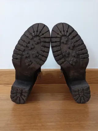 Botines negros tacón