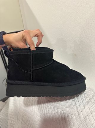 Botas UGG Negras Talla 39