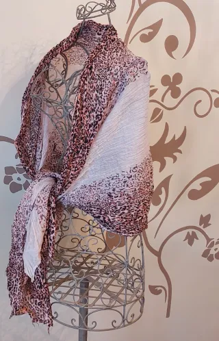 FOULARD SIN ESTRENAR