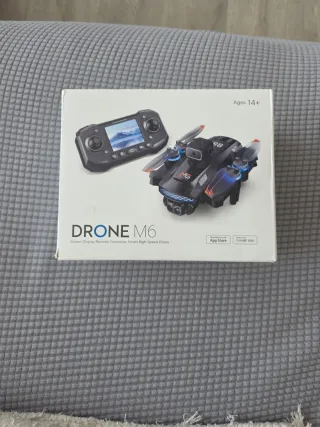 DRONE M6 con pantalla y mando