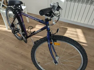 Bicicleta Trek Mountain Track 830