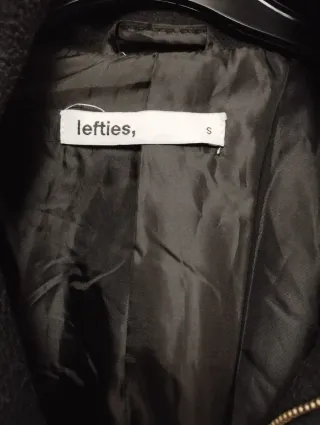 Abrigo Lefties estampado leopardo