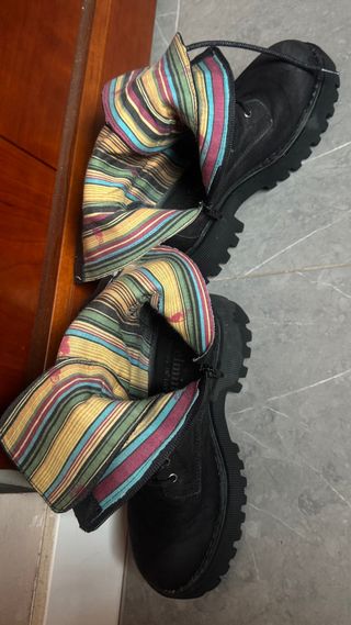 Botas militares negras