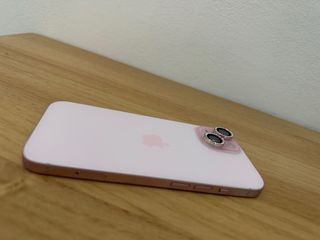 iPhone 15 Rosa