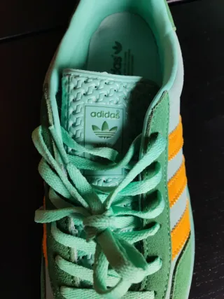 Bambas deportivas Verdes y Naranjas NUEVAS