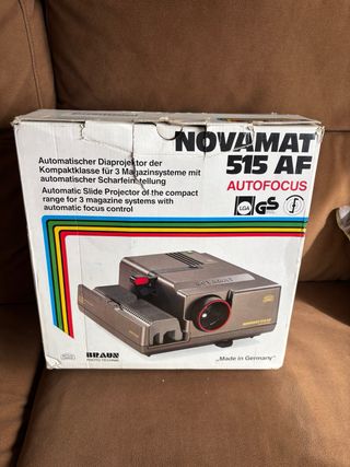 Lote de Cámara + Flash + proyector diapositivas