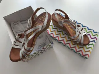 Sandalias cuña plateadas Oh my! Sandals