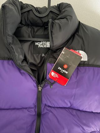 Chaqueta The North Face Morado y Negro