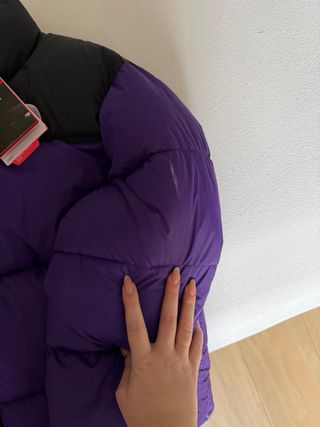 Chaqueta The North Face Morado y Negro